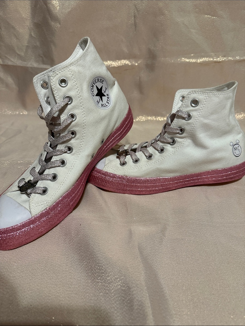 Converse White High-Top Sneakers with Pink Glitter Sole